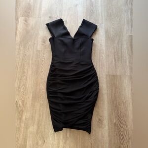elliatt praise black off the shoulder ruched bodycon mini LBD dress size small